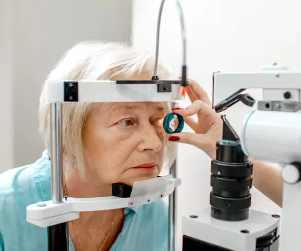 مضاعفات عملية المياه الزرقاء