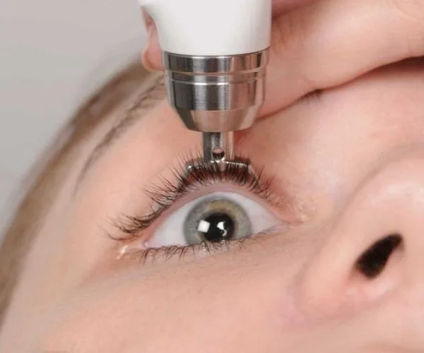 قياس ضغط العين